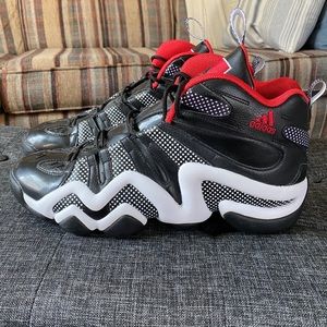 Adidas basketball shoe